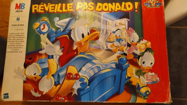 Réveille pas Donald