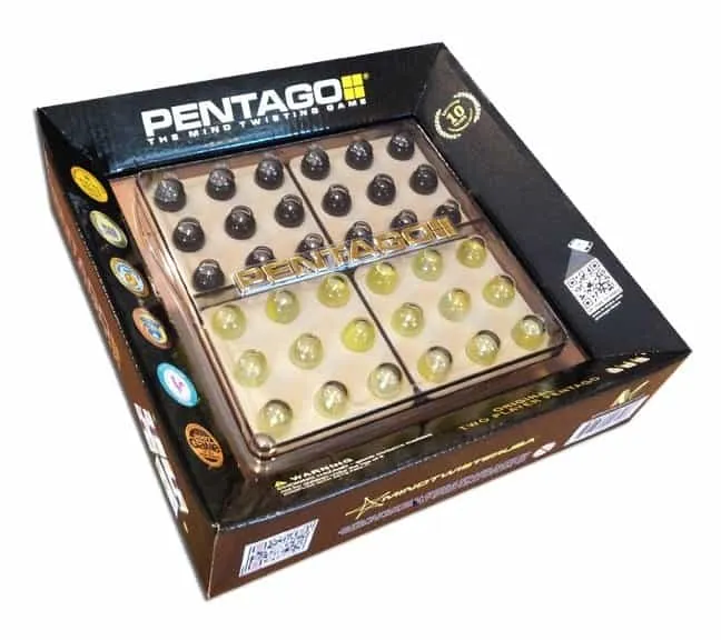 Boîte du jeu Pentago